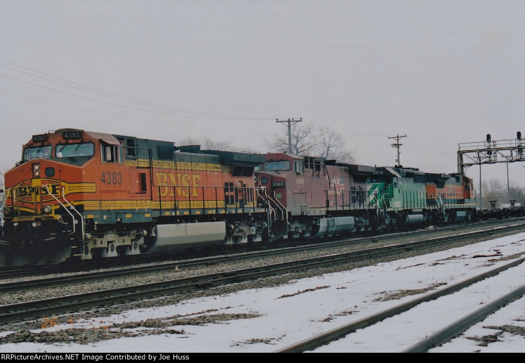 BNSF 4383 West